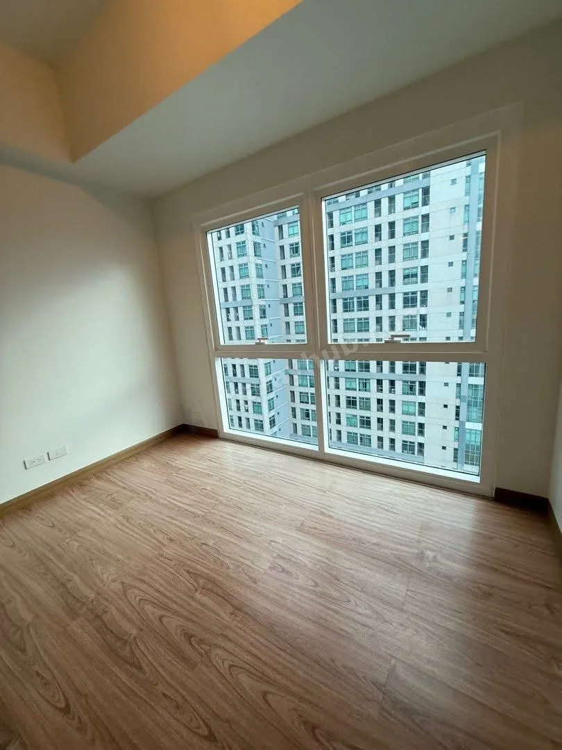 2BR Condo at Madison Park West, BGC