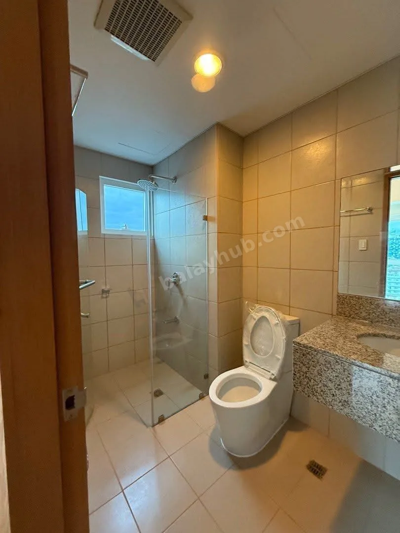 2BR Condo at Madison Park West, BGC