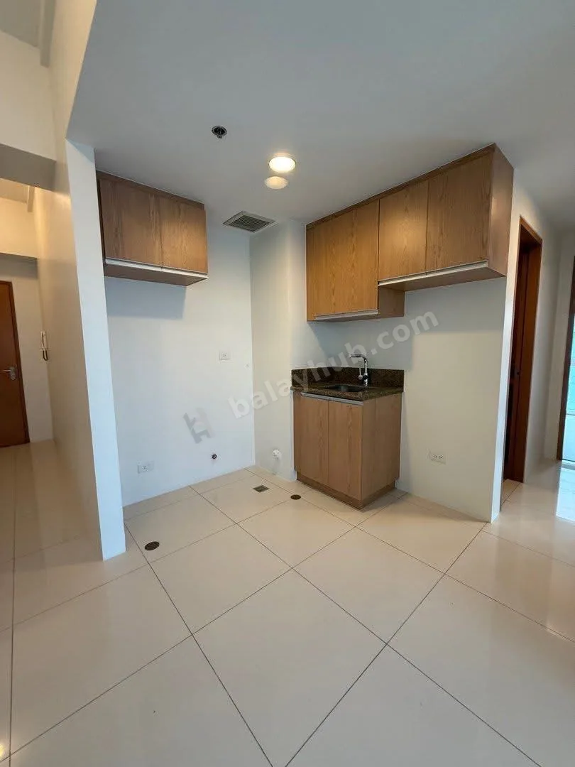 2BR Condo at Madison Park West, BGC