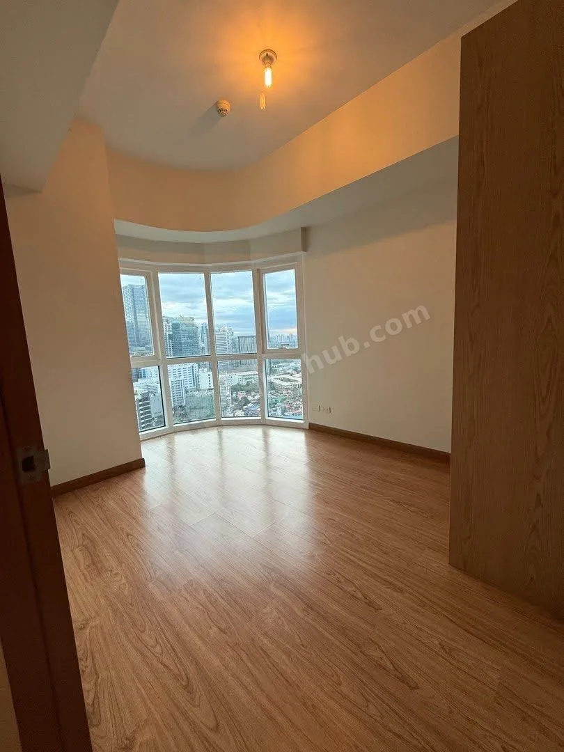 2BR Condo at Madison Park West, BGC