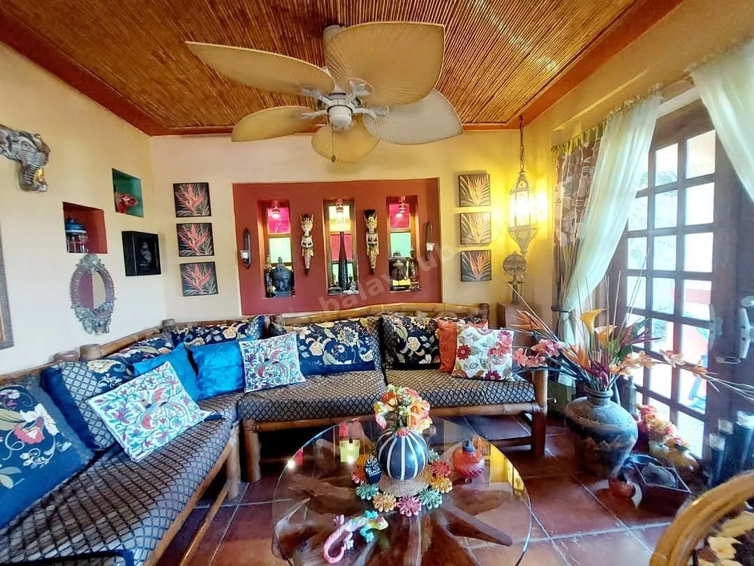 Calatagan Beach House with Ocean Views & Jacuzzi Pool