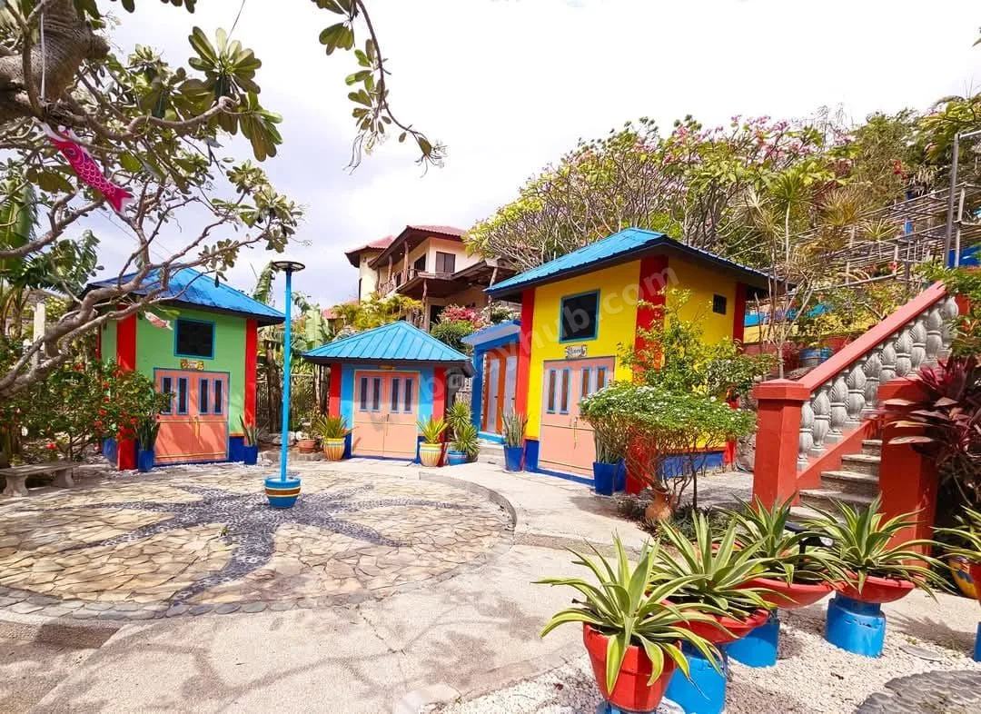 Calatagan Beach House with Ocean Views & Jacuzzi Pool
