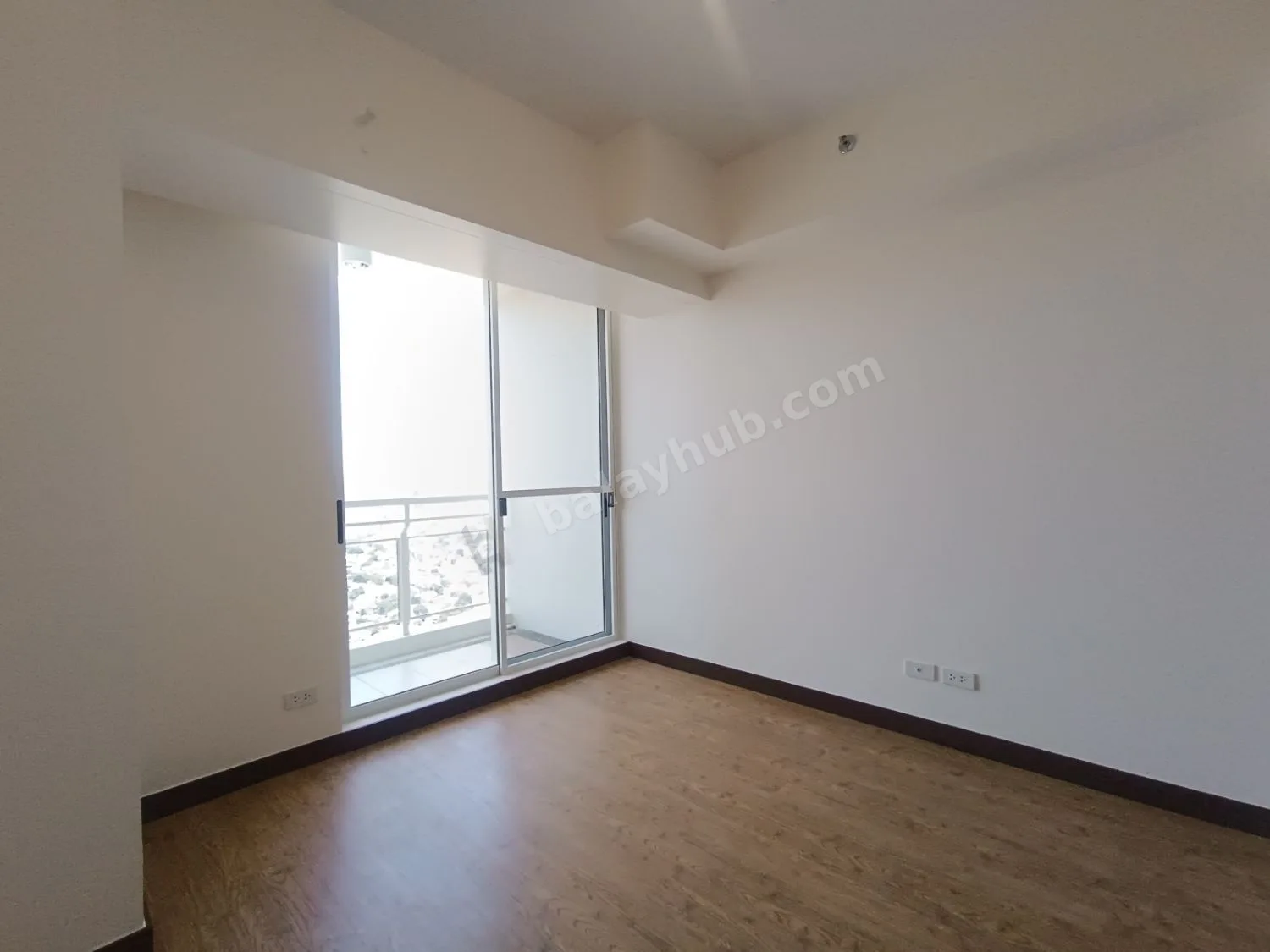 1BR Bare Condo at Allegra Garden Place, Pasig