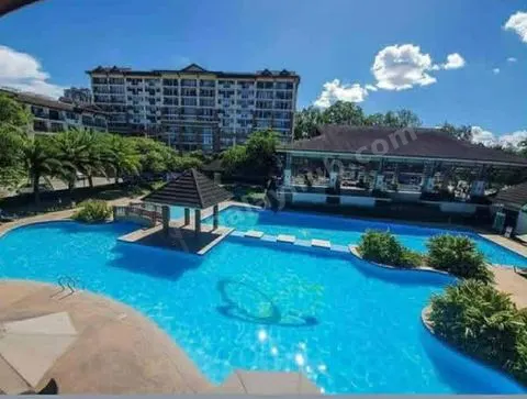 2BR Condo with Golf View at One Oasis Mabolo