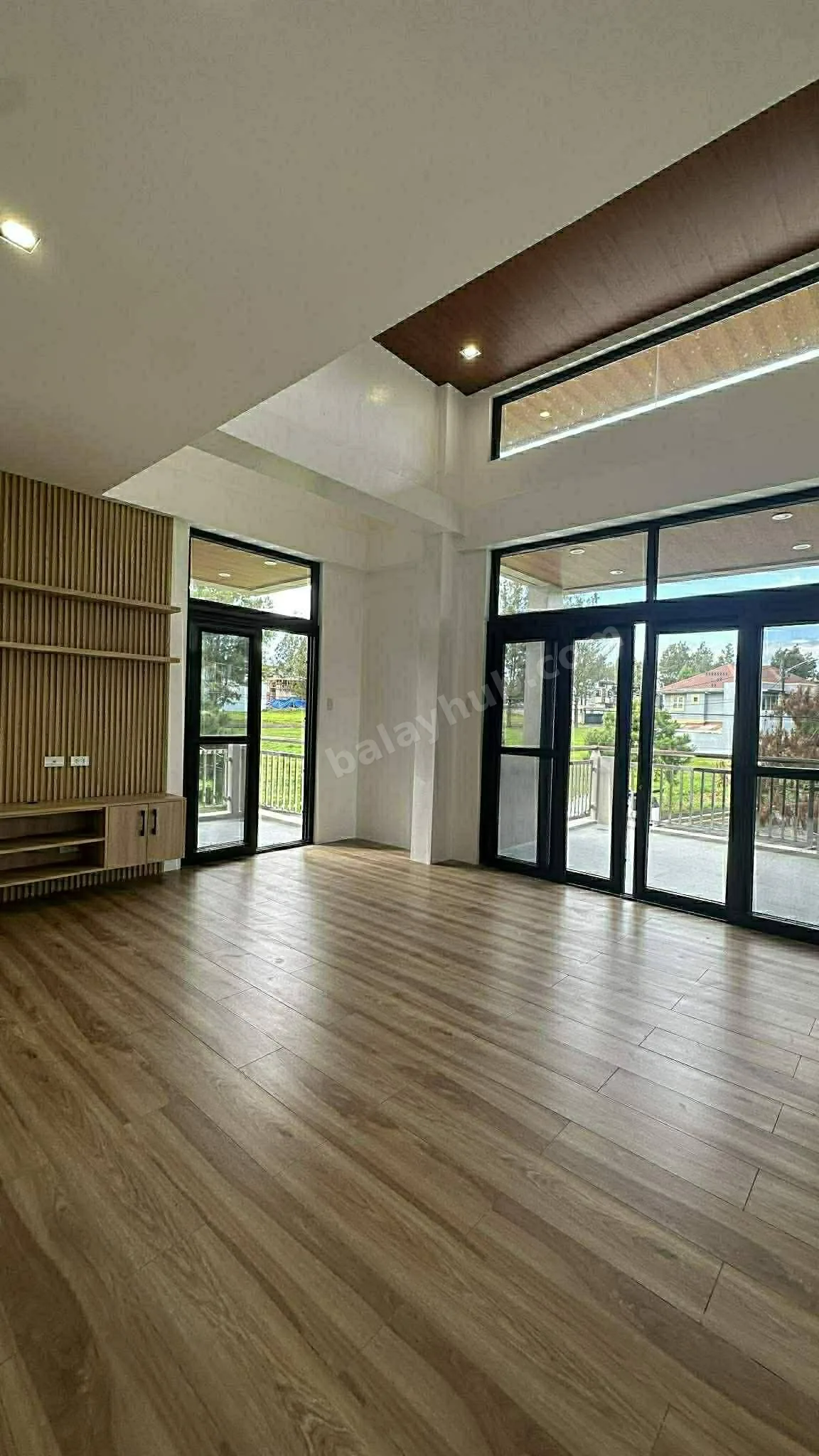 Modern Luxury Home in Tagaytay – 3 BR, Pool, 285 sqm Lot