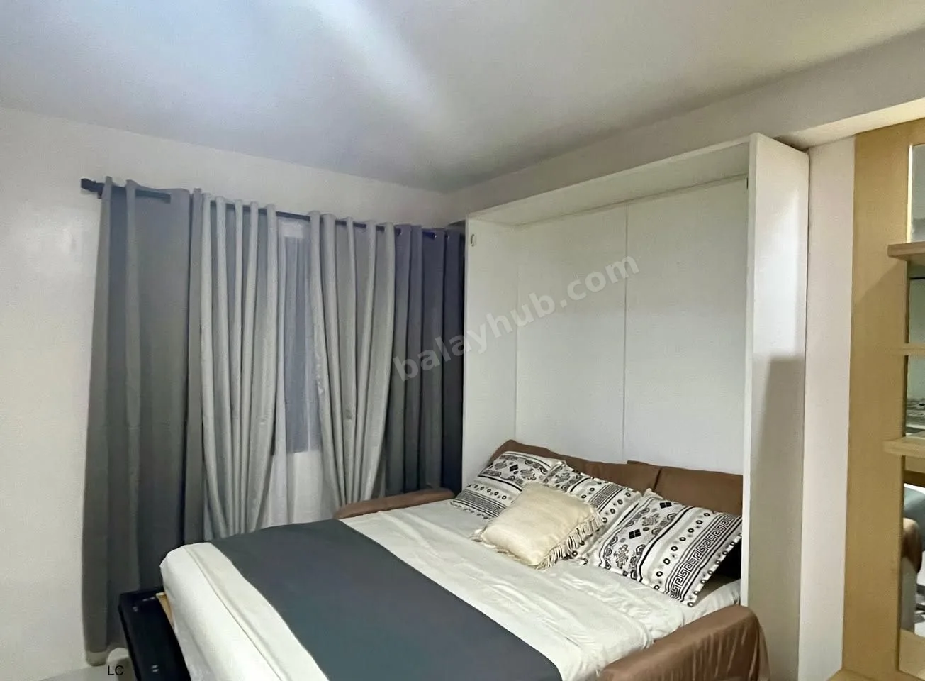 Fully Furnished Studio at The Persimmon Studios, Cebu City