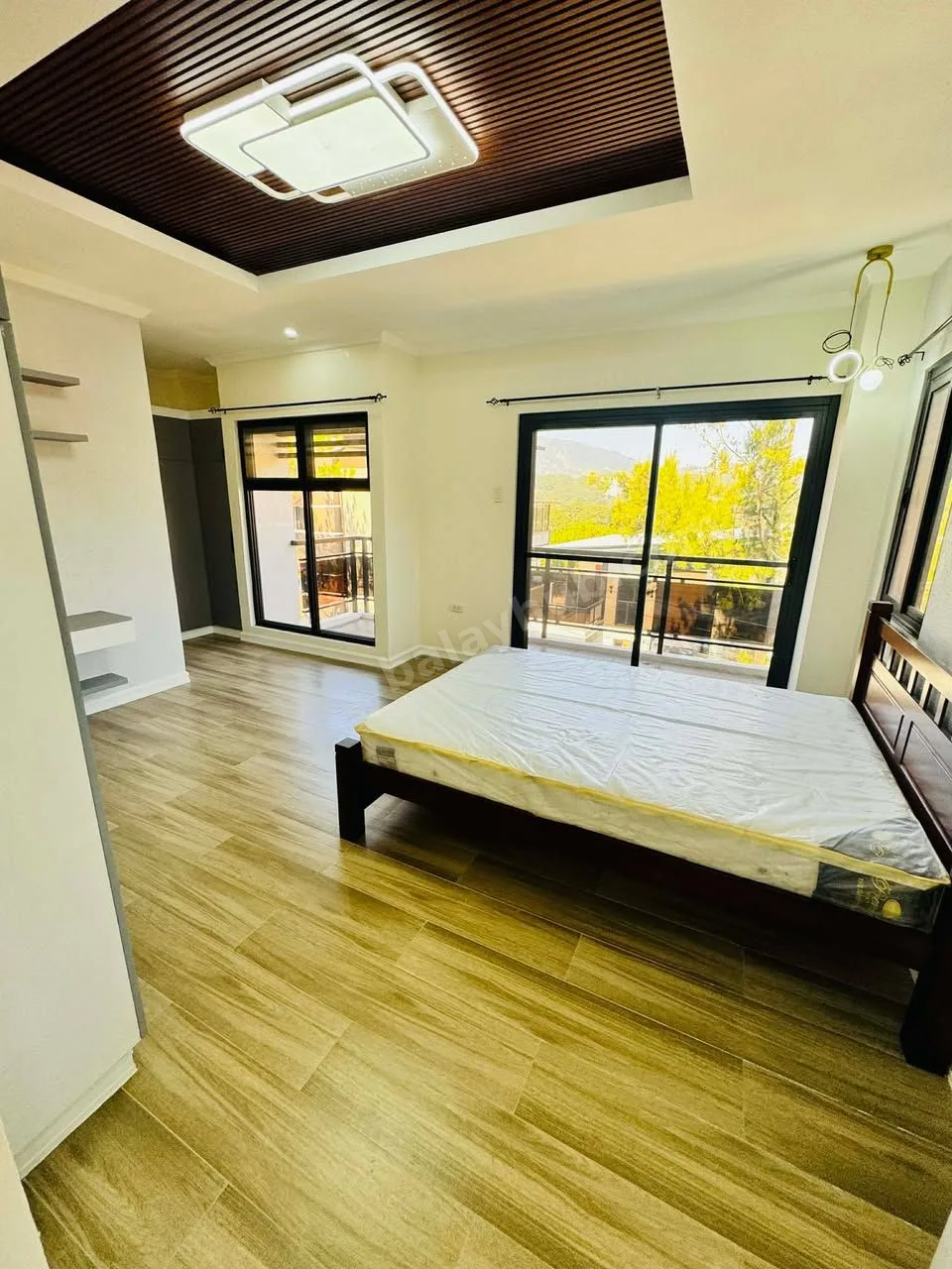 5-Bedroom House in Woodsgate Square, Baguio City