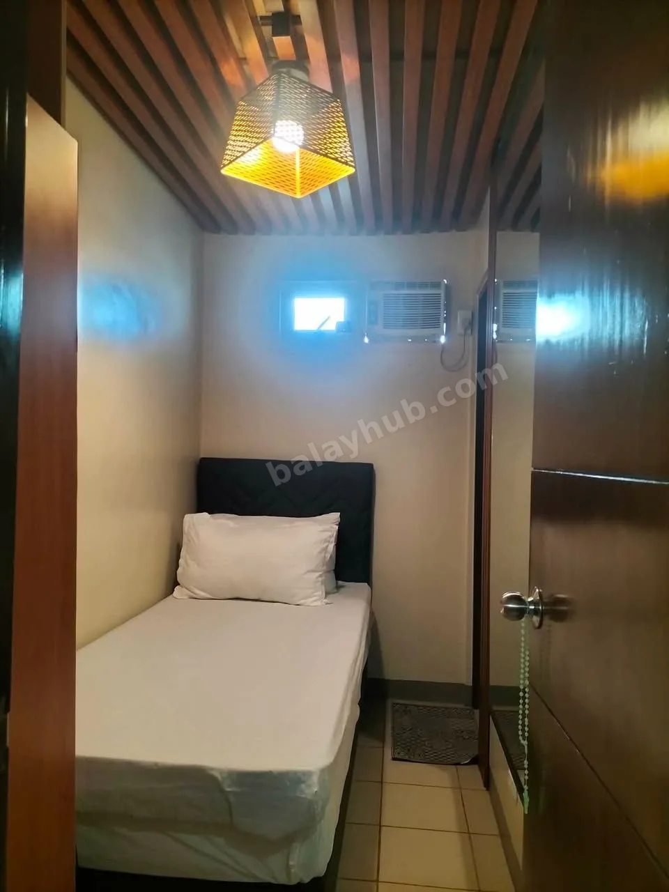 2BR Fully Furnished Condo at One Manchester Place