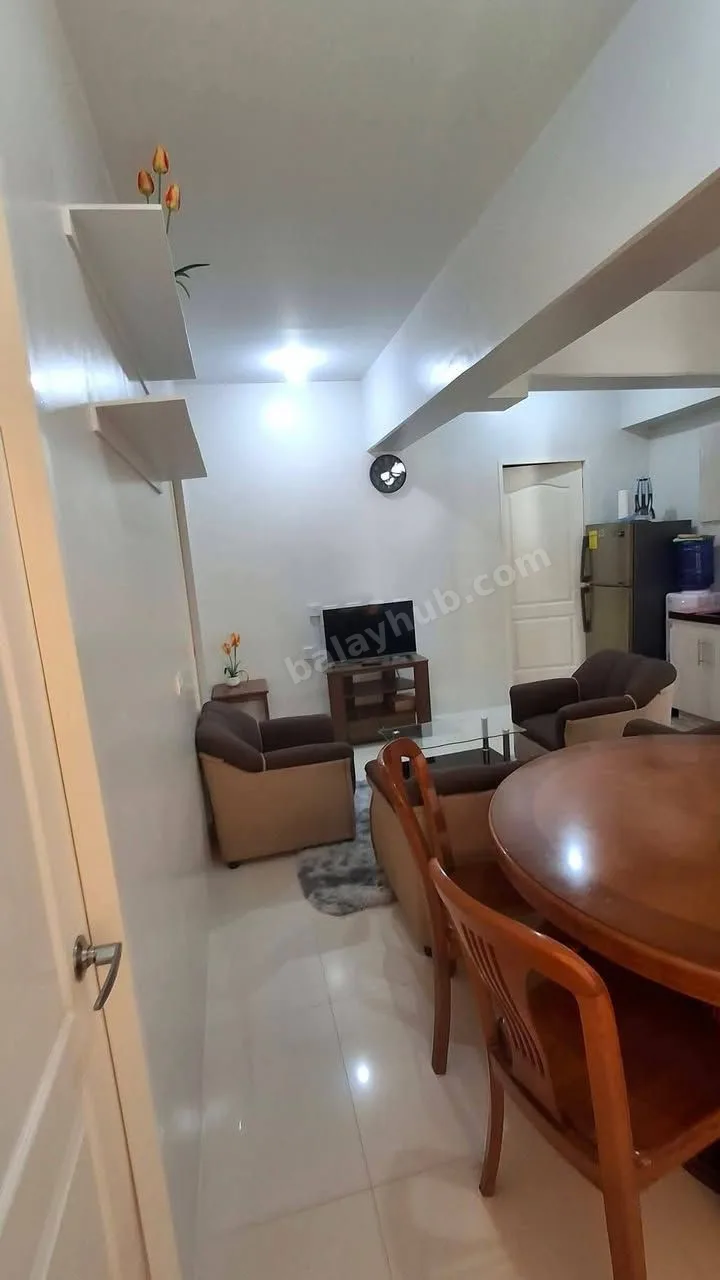 2-Bedroom Pool-Facing Condo at Royal Ocean Crest, Lapu-Lapu City