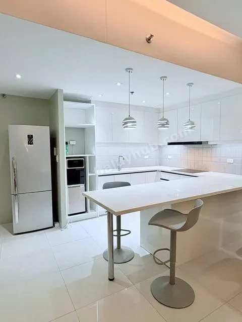 Fully Furnished 2BR Condo at Avalon, Cebu Business Park