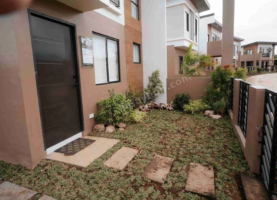 3 BEDROOM HOUSE NEAR TAGAYTAY