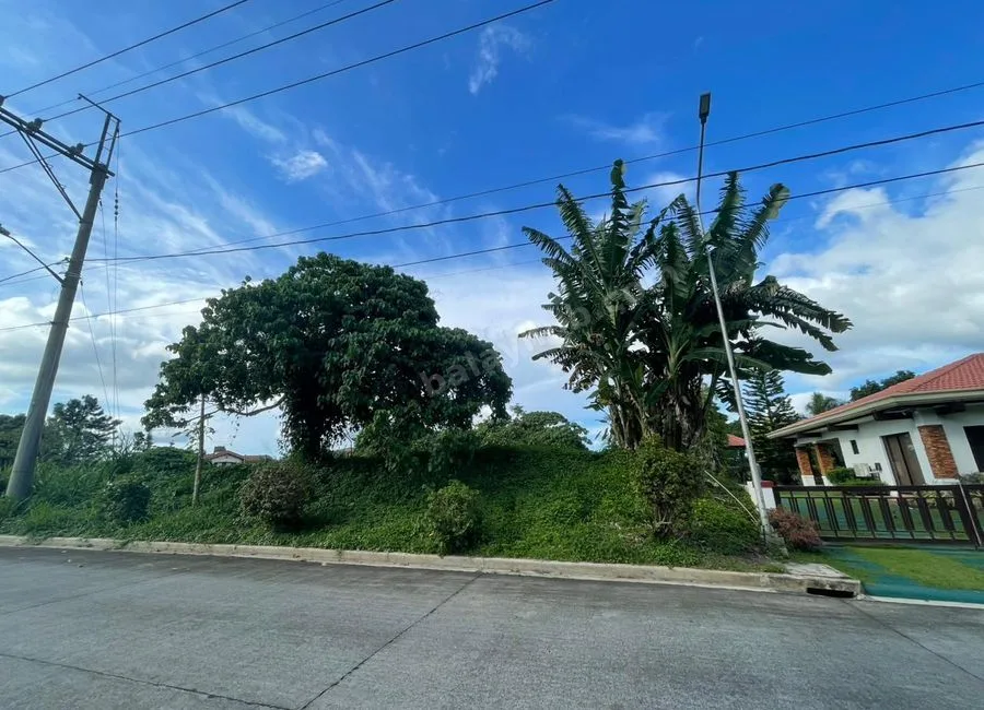 833SQM RESIDENTIAL LOT; PONDEROSA LEISURE FARMS - STA ROSA, LAGUNA - FOR SALE