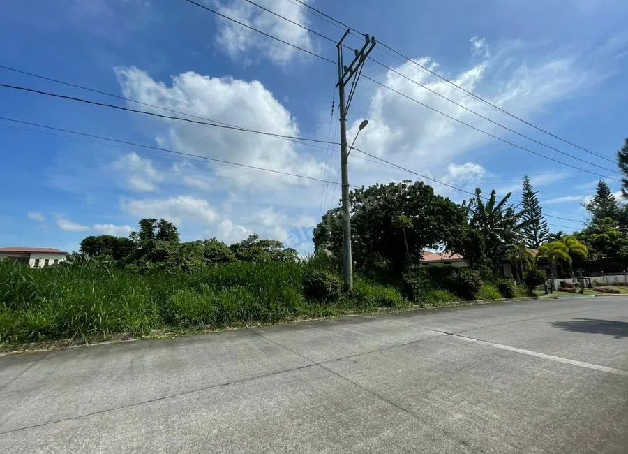 833SQM RESIDENTIAL LOT; PONDEROSA LEISURE FARMS - STA ROSA, LAGUNA - FOR SALE