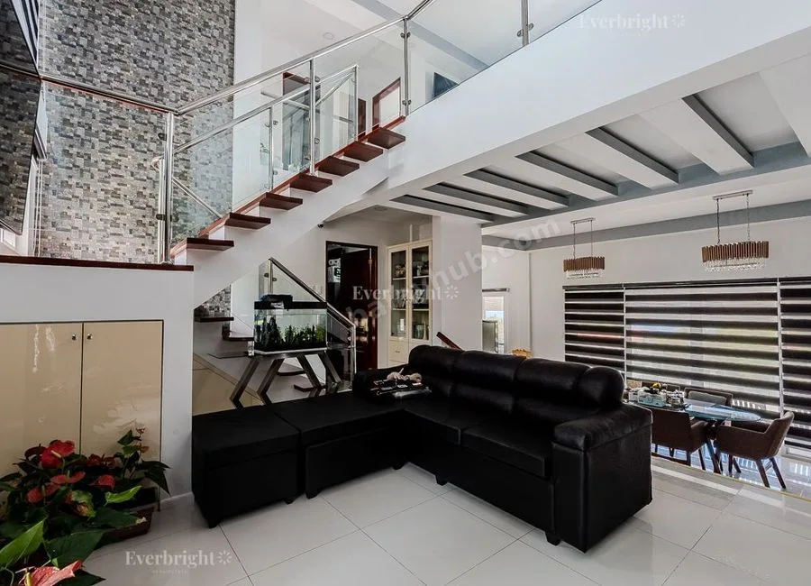 5BR HOUSE & LOT; TERRAZAS DE PUNTA FUEGO - NASUGBU, BATANGAS - FOR SALE