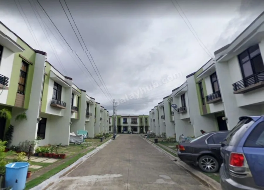 3 BEDROOMS HOUSE AND LOT FOR SALE OR ASSUME