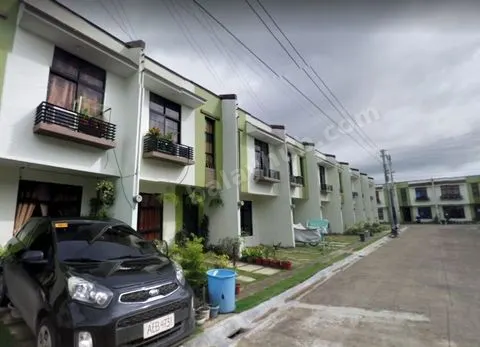 3 BEDROOMS HOUSE AND LOT FOR SALE OR ASSUME