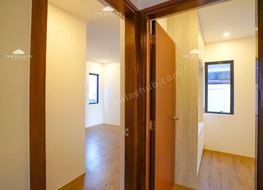 NEGOTIABLE! Greenwoods Executive Village 6 Bedrooms 6BR House and Lot for Sale in Rizal