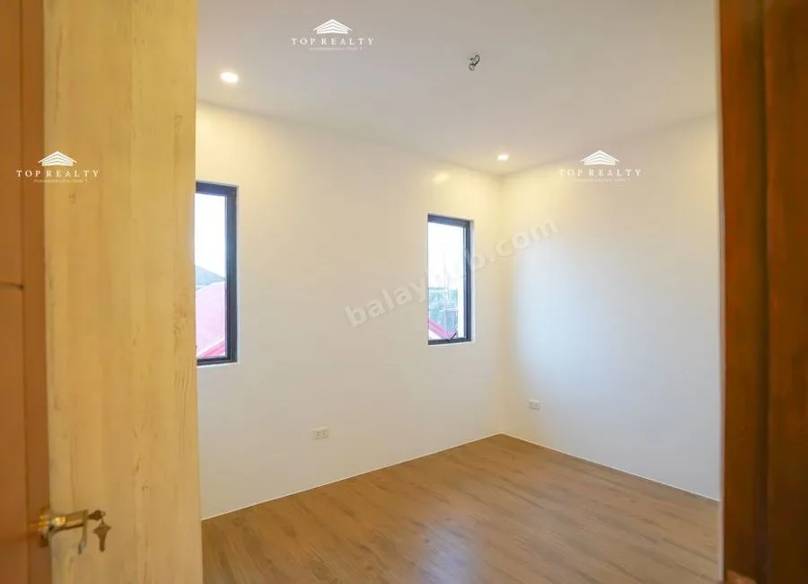 NEGOTIABLE! Greenwoods Executive Village 6 Bedrooms 6BR House and Lot for Sale in Rizal