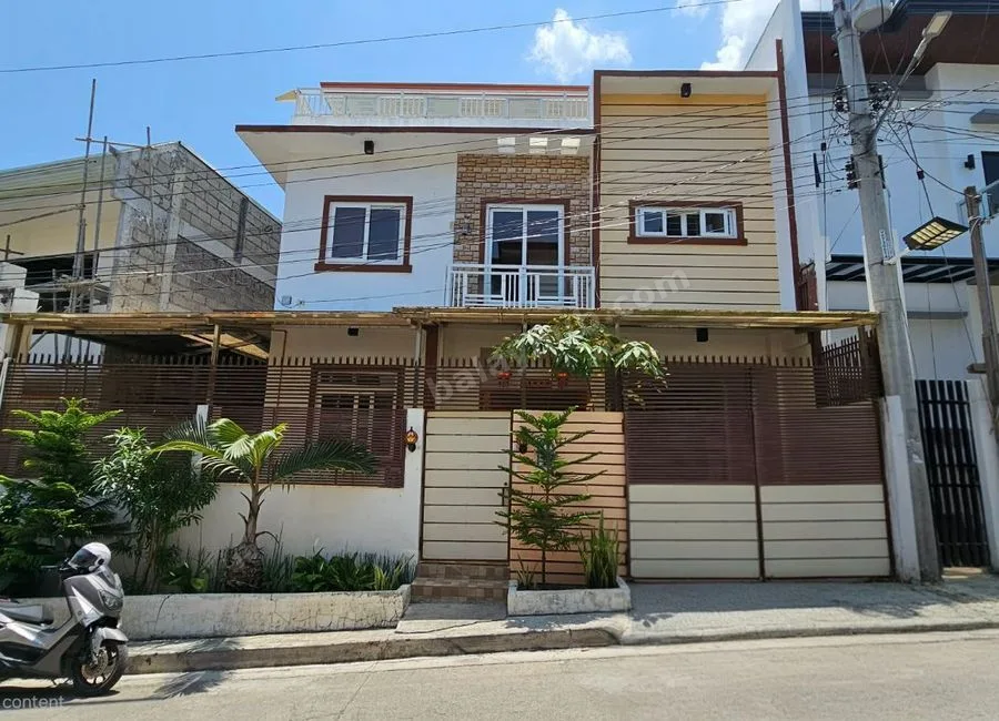 5 BR House for Sale in Pardo, Cebu