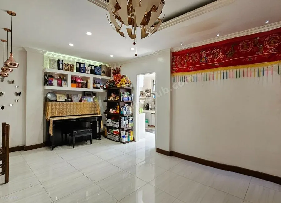 5 BR House for Sale in Pardo, Cebu