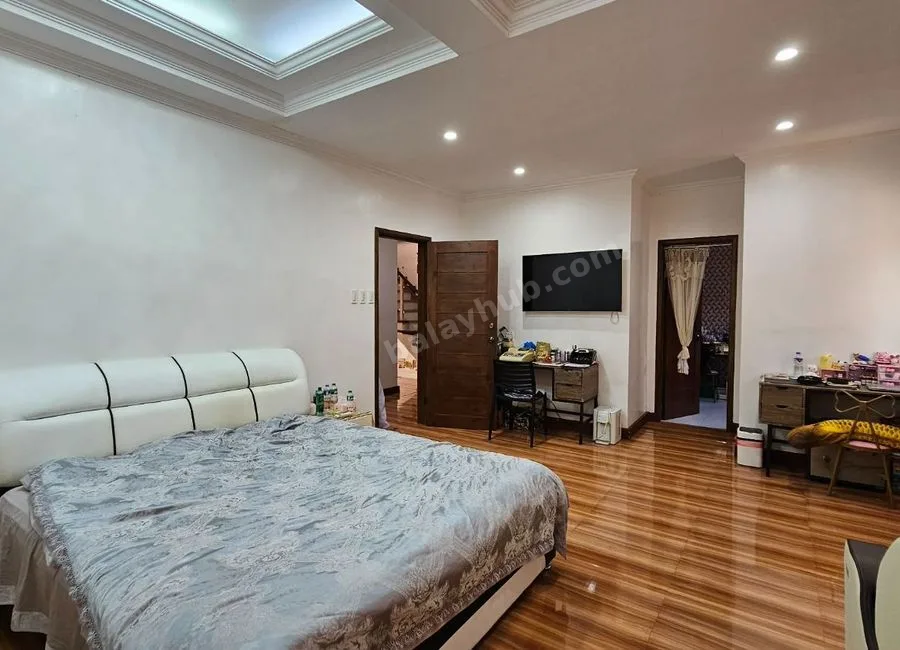 5 BR House for Sale in Pardo, Cebu