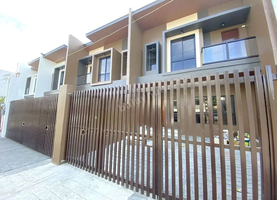 BEAUTIFUL MODERN DESIGN 2 STOREY TOWNHOUSE FOR SALE IN LAS PIÑAS