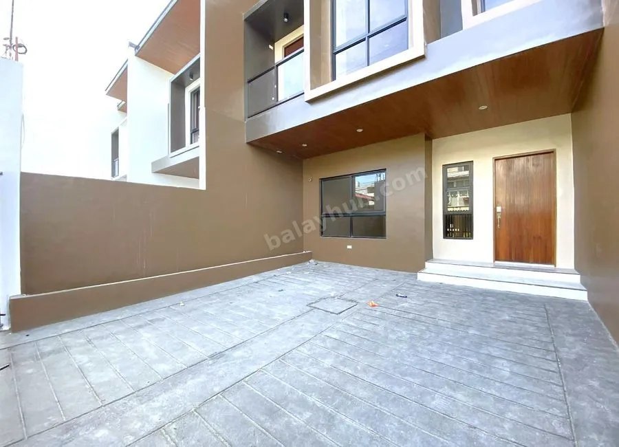BEAUTIFUL MODERN DESIGN 2 STOREY TOWNHOUSE FOR SALE IN LAS PIÑAS