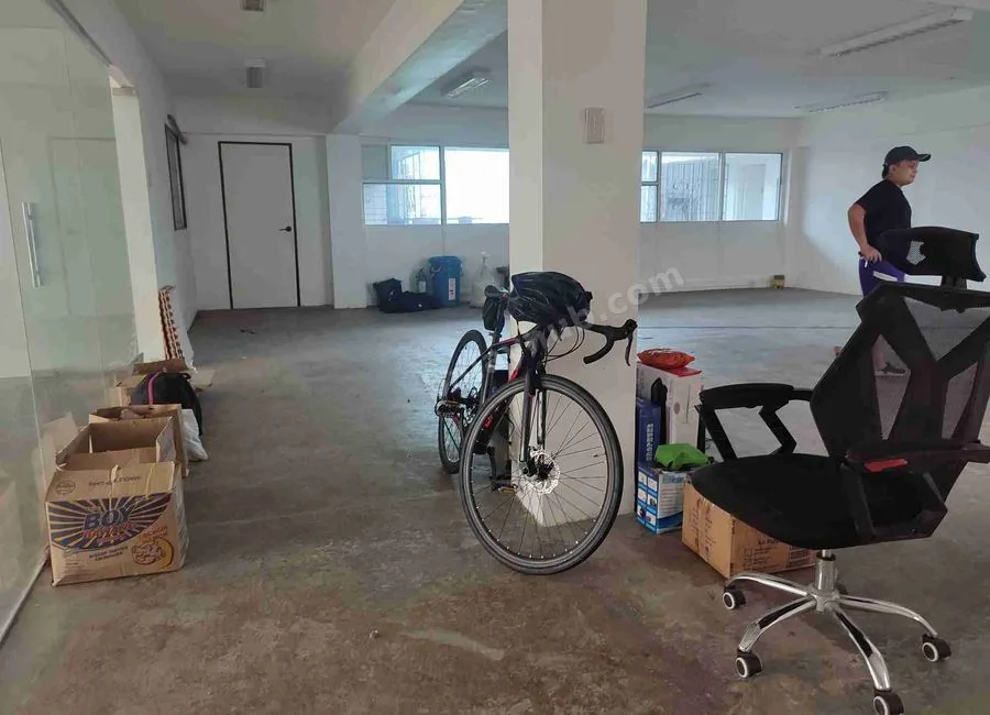 430+ sqm commercial/office space for lease in Kalayaan Avenue, Quezon City