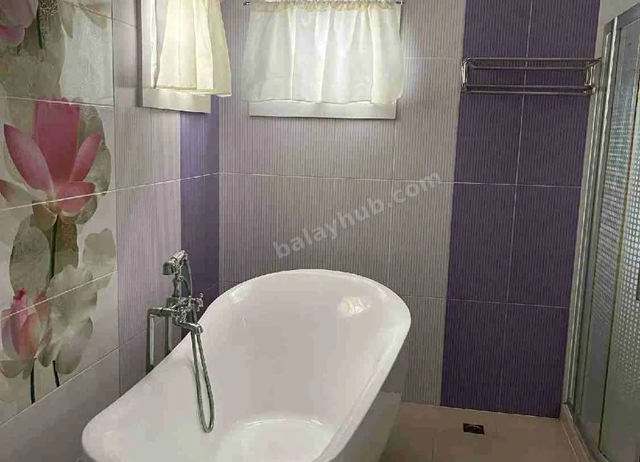 Two storey modern house for sale with big garden (fully furnished)