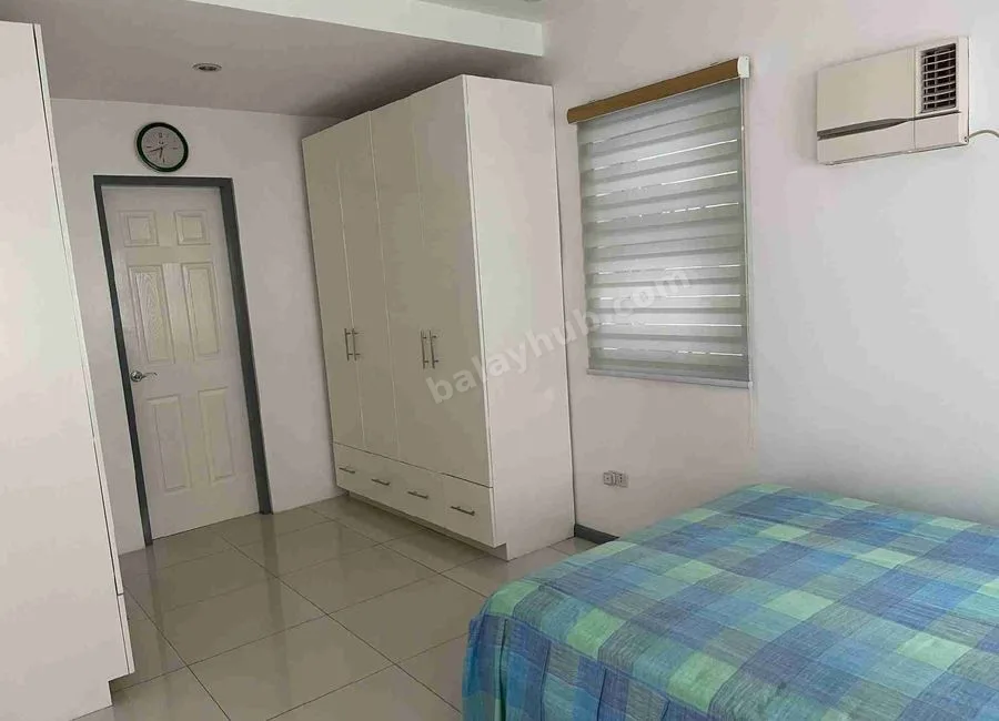 Two storey modern house for sale with big garden (fully furnished)
