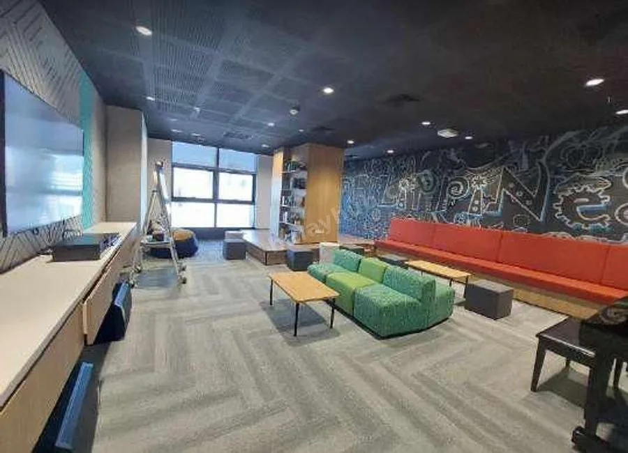 Fully- Furnished Whole Floor Office Space in Alabang with BPO 24/7 Accessibility