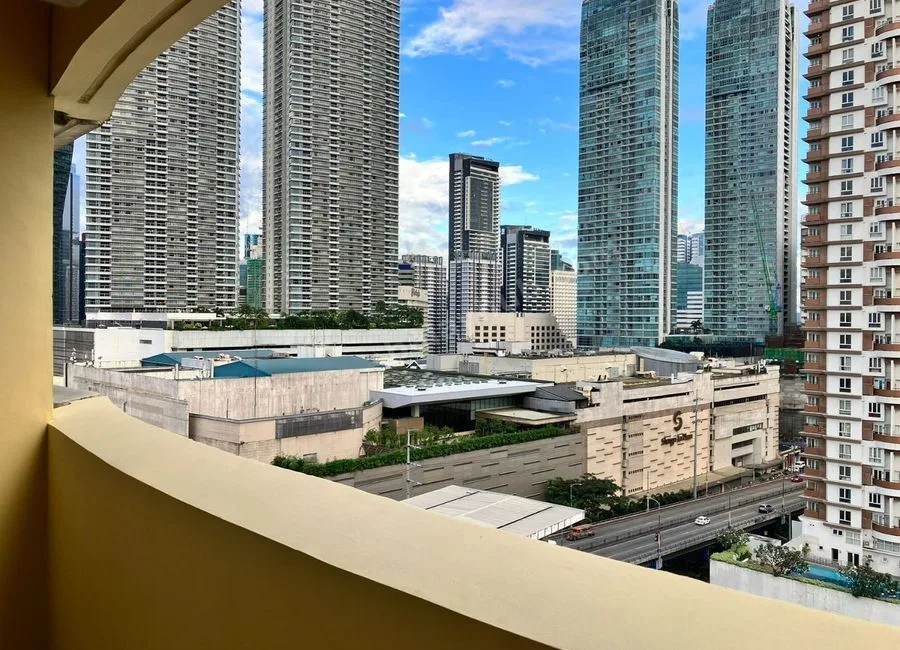 🏙️ FOR RENT: Spacious 1-Bedroom with Balcony @ Grand Central Residences