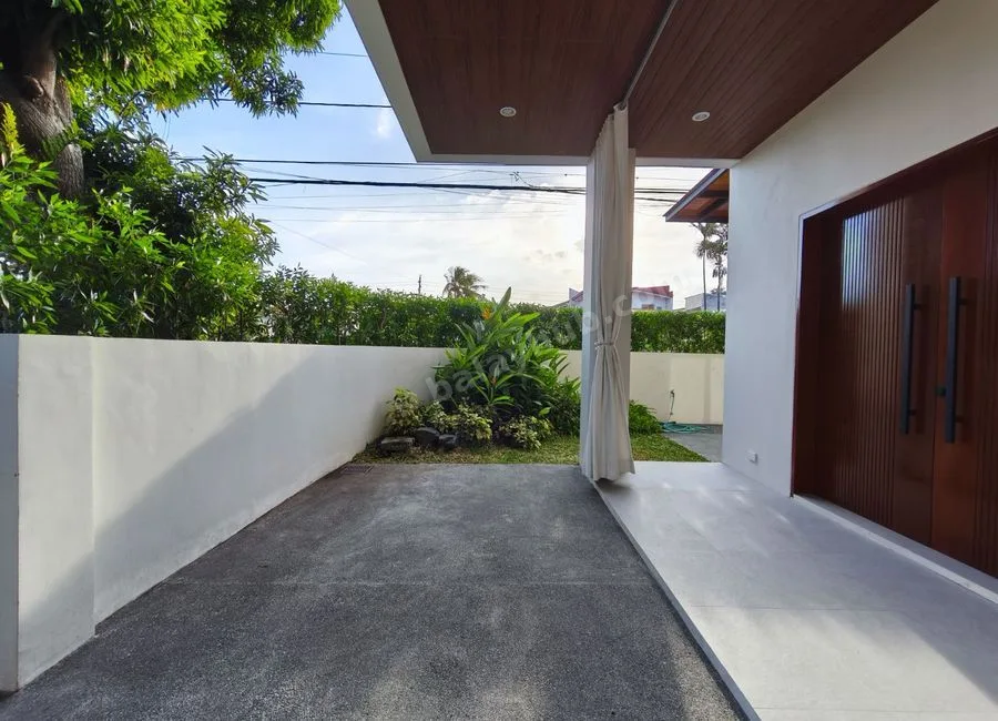 FOR SALE! 45M 2-Storey House and Lot in BF Homes Village Paranaque-AP