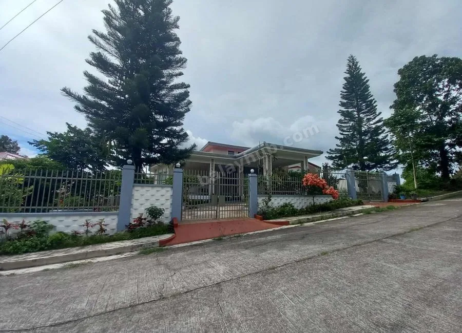 For Sale! Royale Tagaytay Estates House and Lot for Sale 30M -AJCS