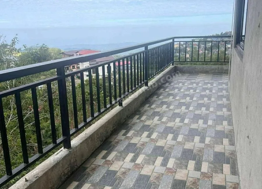 4-STOREY OVERLOOKING HOUSE AND LOT w/ Income Generating Car Garage IN ASIN, BAGUIO CITY