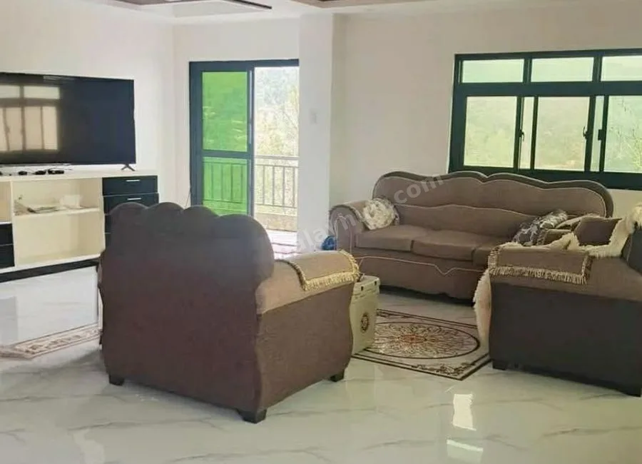 4-STOREY OVERLOOKING HOUSE AND LOT w/ Income Generating Car Garage IN ASIN, BAGUIO CITY