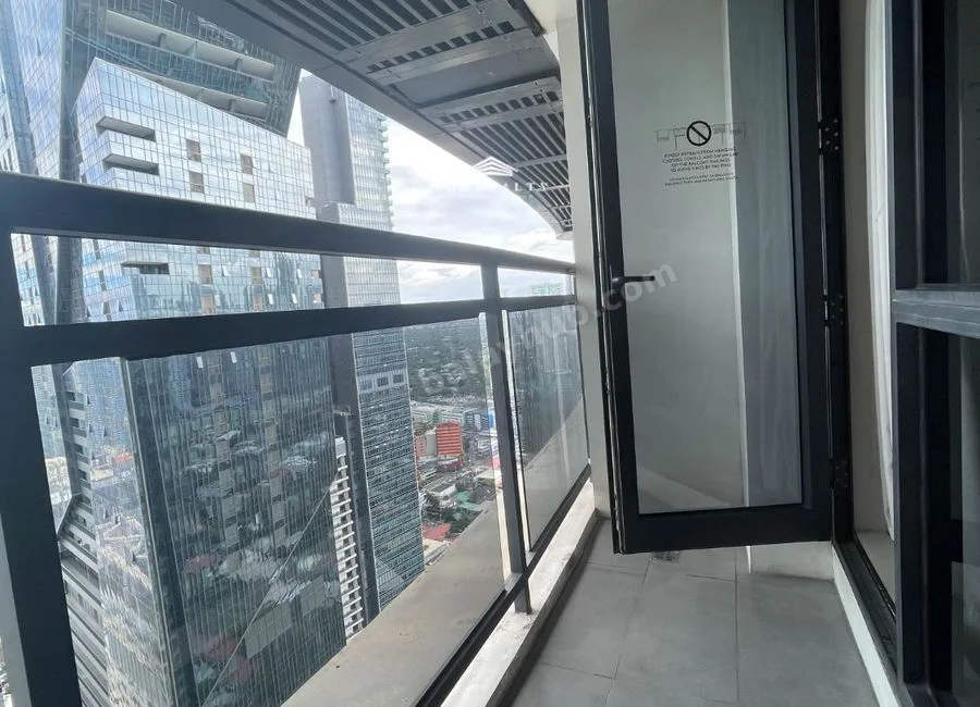 FOR SALE! Studio in The Milano Residences, Makati City