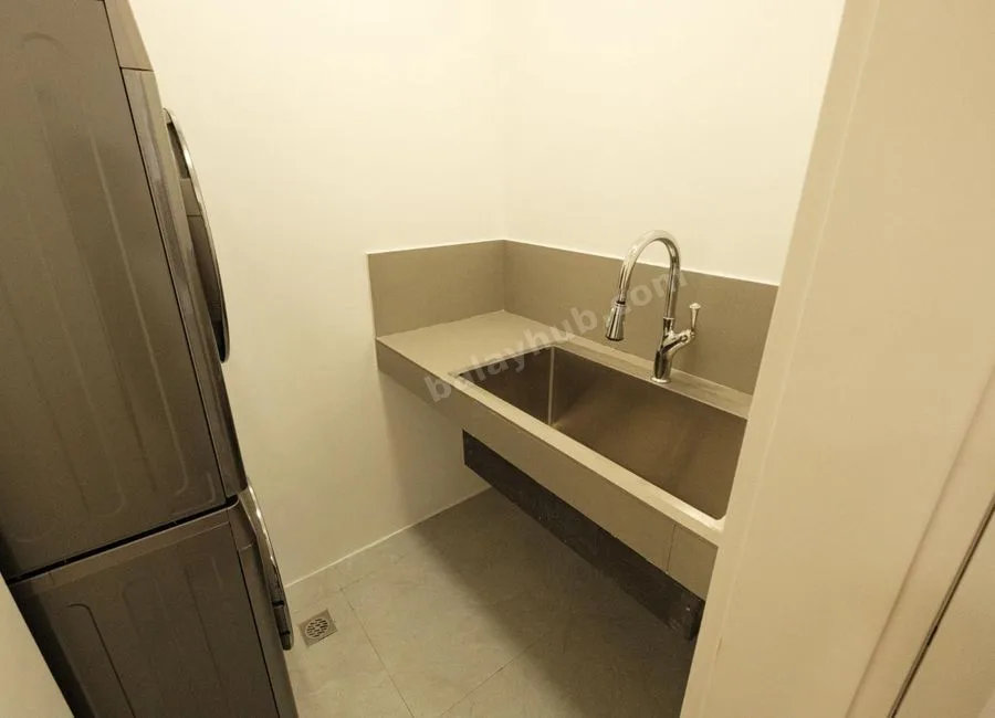 Fairview Quezon City For Sale 3 Storey Townhouse 4 Bedrooms near Dahlia Ave RG