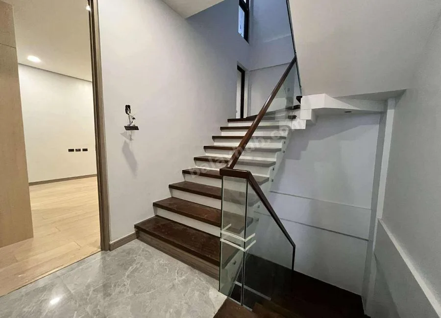 Tomas Morato Townhouse For Sale Brgy Obrero Quezon City near Roces and Kamuning SD