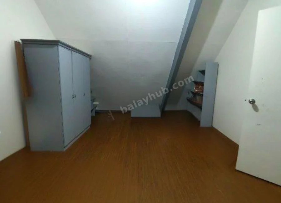 HOUSE FOR SALE