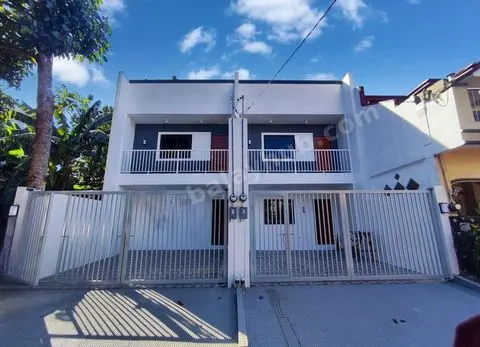 Sauyo Quezon City For Sale 2 Storey Townhouse 3 Bedrooms near Dahlia Ave RG