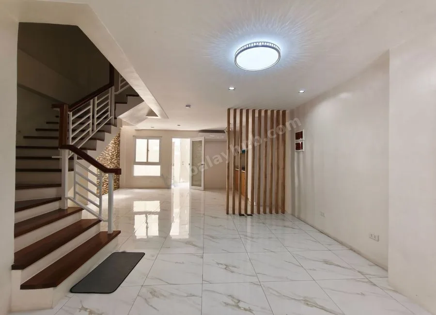 For Sale 3 Storey Modern Townhouse in Bahay Toro Project 8, Q.C. KSA