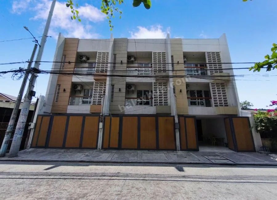 For Sale 3 Storey Modern Townhouse in Bahay Toro Project 8, Q.C. KSA