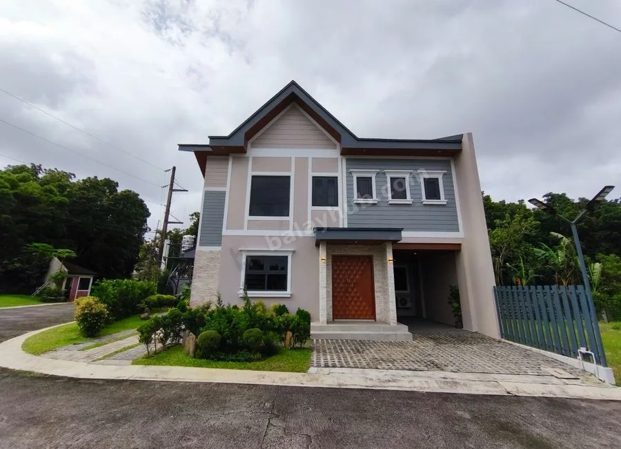 For Sale! 4 Bedroom House and Lot in Tagaytay Mendez -AJCS