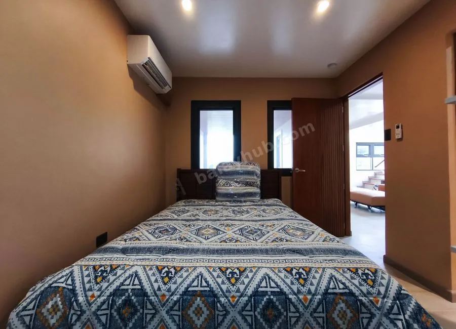 For Sale! 4 Bedroom House and Lot in Tagaytay Mendez -AJCS