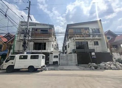 Don Antonio Heights Brandnew Single Attached Townhouse For Sale 23.8M SD