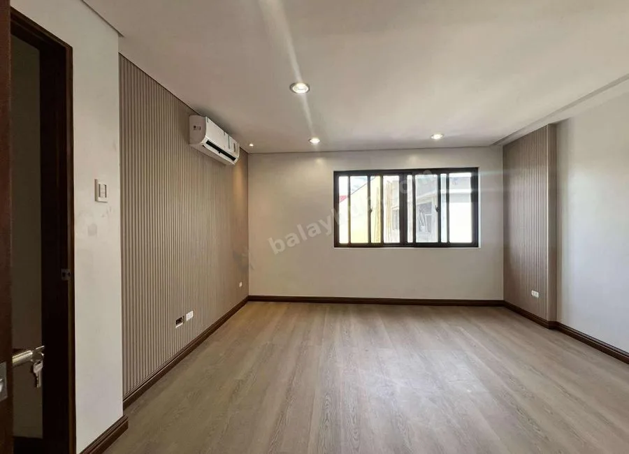 Don Antonio Heights Brandnew Single Attached Townhouse For Sale 23.8M SD