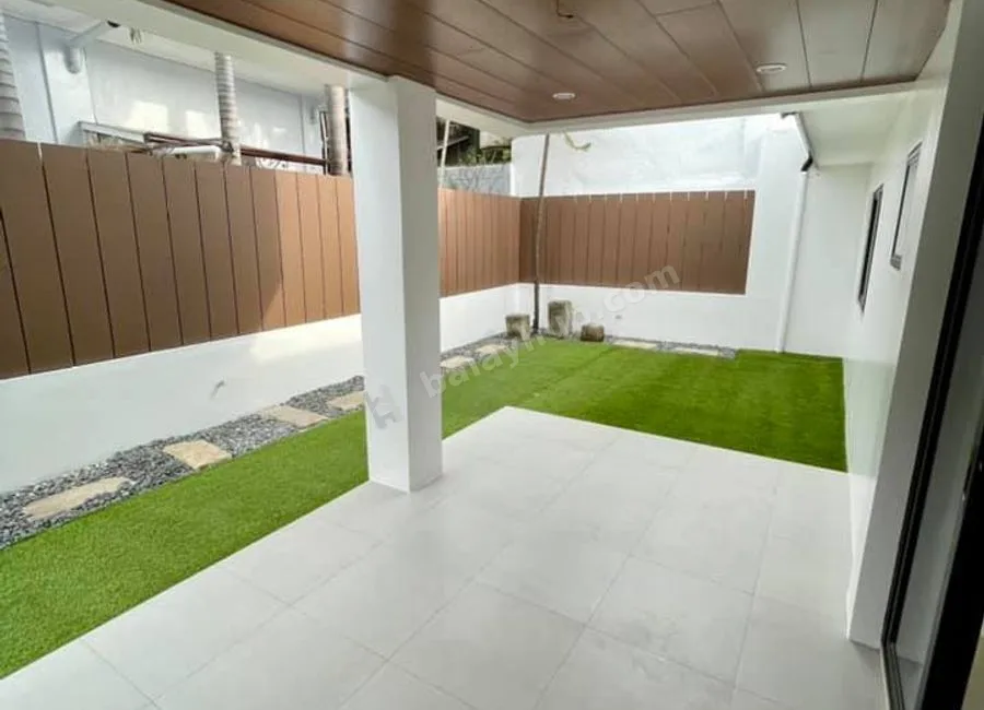FOR SALE! House and Lot w/ 5 Bedrooms 31M in BF Homes Paranaque-AP