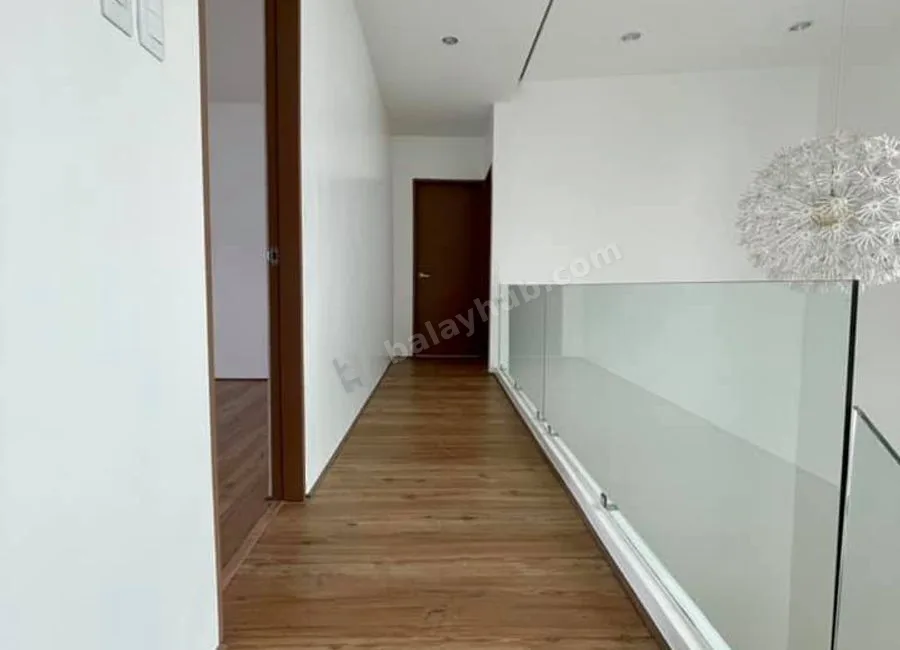 FOR SALE! House and Lot w/ 5 Bedrooms 31M in BF Homes Paranaque-AP