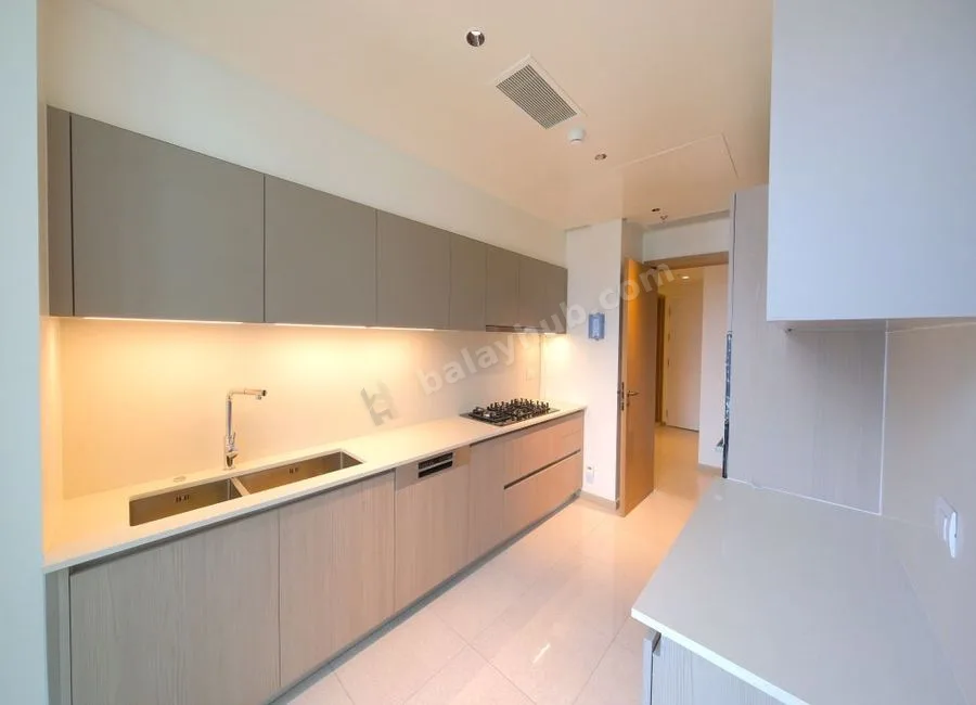 Luxury 3BR 3 Bedroom Unit for Sale in Aurelia Residences BGC Taguig West Tower with 4 Parking Slots and Partial Golf View